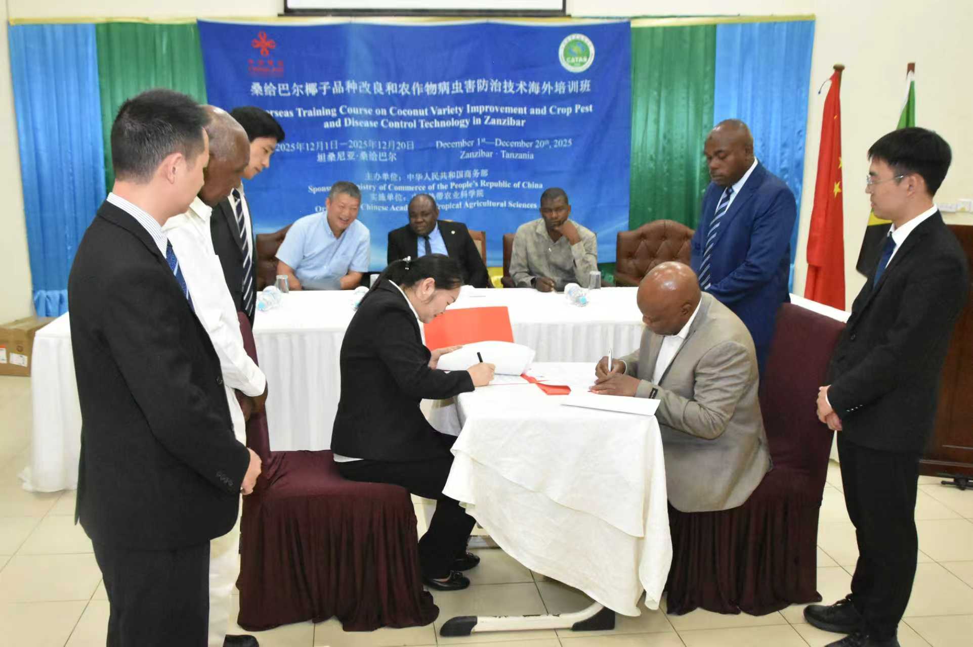 4da9db3b1cd65fa43ed84bc421588842.jpg 4da9db3b1cd65fa43ed84bc421588842.jpg